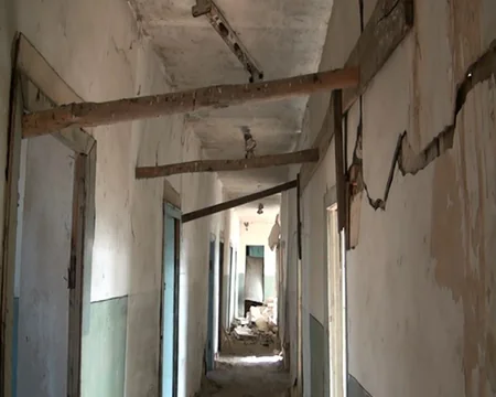 Ucarda kənd xəstəxanası qəzalı vəziyyətdədir, hər an uça bilər