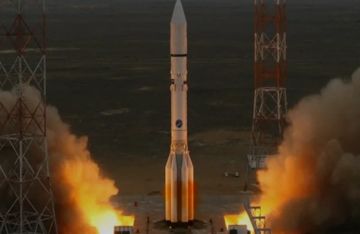 Казахстан проведет испытания первой метеорологической ракеты