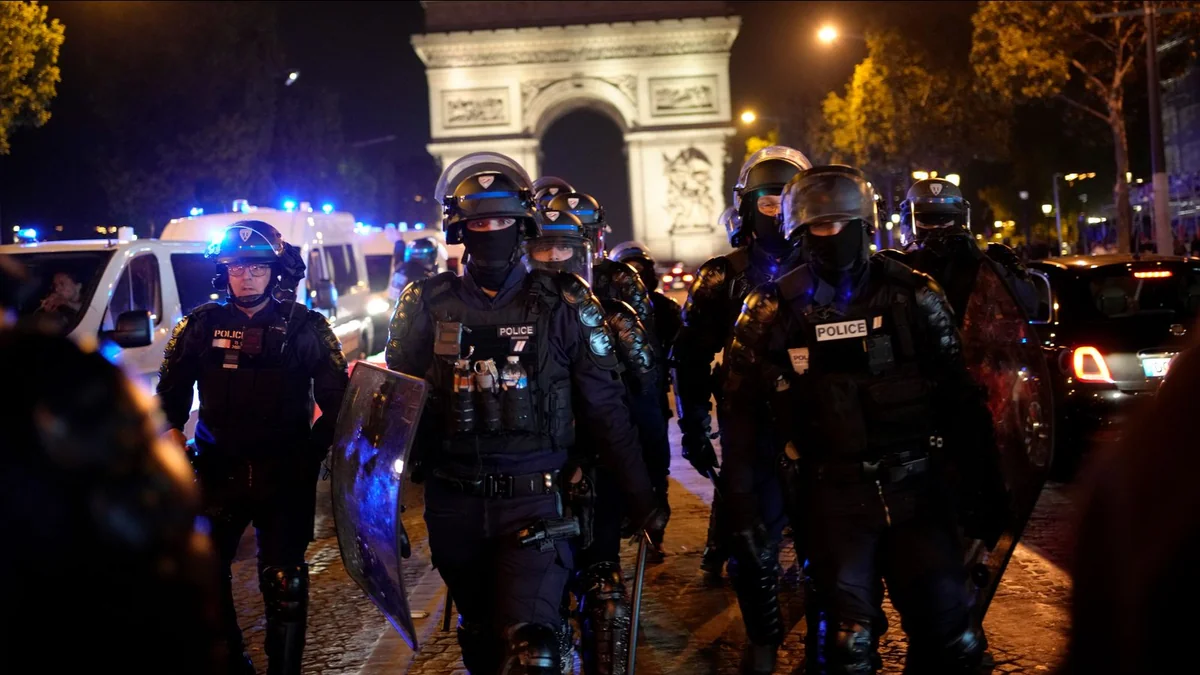 Parisdə fermerlər aksiya keçirir, liderlərdən biri saxlanılıb