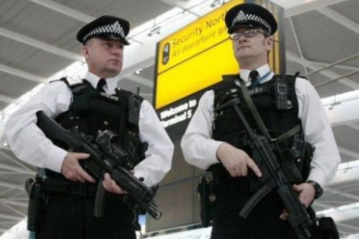 Britaniyada terror aktları hazırlamaqda şübhəli bilinən beş nəfər saxlanılıb