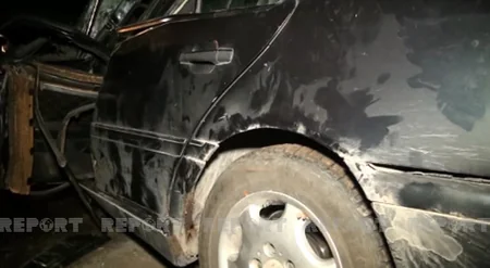 В Исмаиллы автомобиль врезался в дерево, водитель скончался