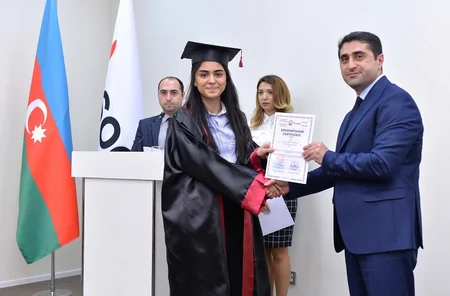 SOCAR-ın idarə və müəssisələrində təcrübə keçmiş ASAN könüllüləri sertifikat alıblar