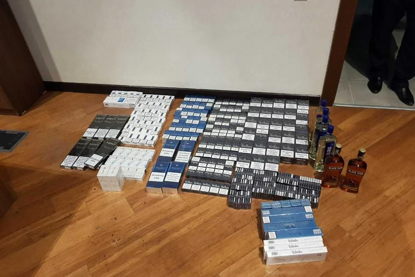 Külli miqdarda aksiz markasız siqaretlərin və spirtlıi içkilərin realizə edilməsinin qarşısı alınıb