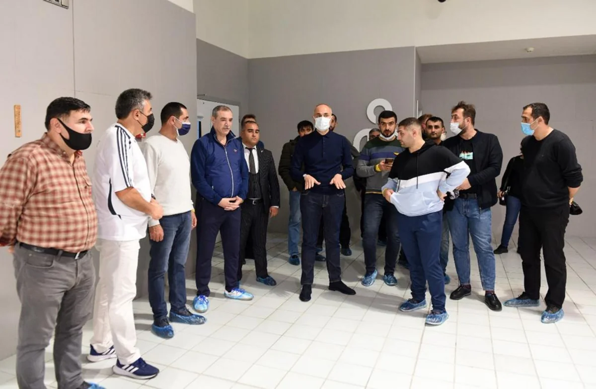 Состоялся турнир по плаванию среди представителей СМИ