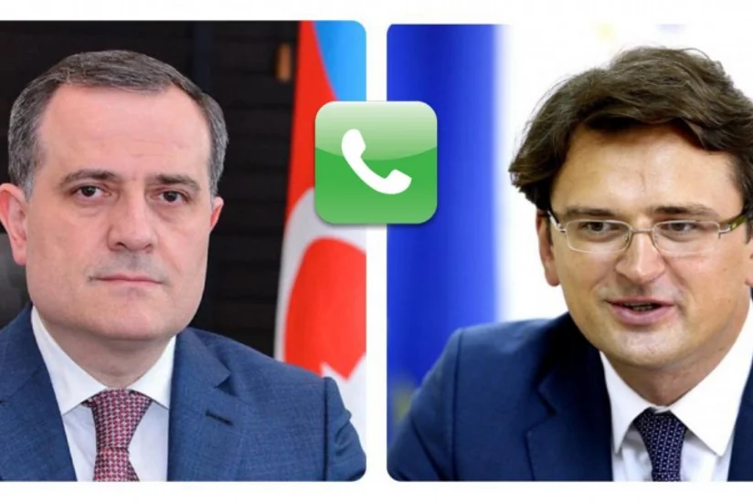 Ceyhun Bayramov ukraynalı həmkarı ilə telefonla danışıb