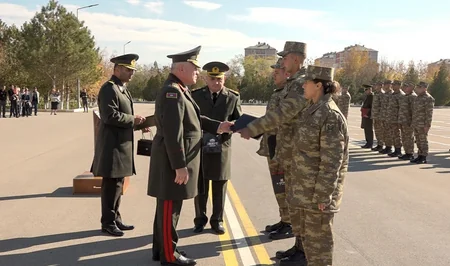 Əlahiddə Ümumqoşun Orduda növbəti buraxılış mərasimi keçirilib