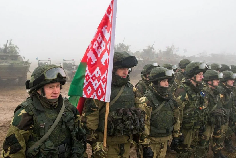 Ukrayna sərhədində Belarus qoşunların cəmləşməsinin peyk görüntüləri