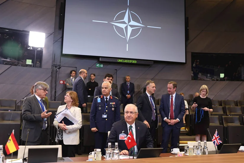 Türkiyənin milli müdafiə naziri NATO-nun toplantısına qatılıb