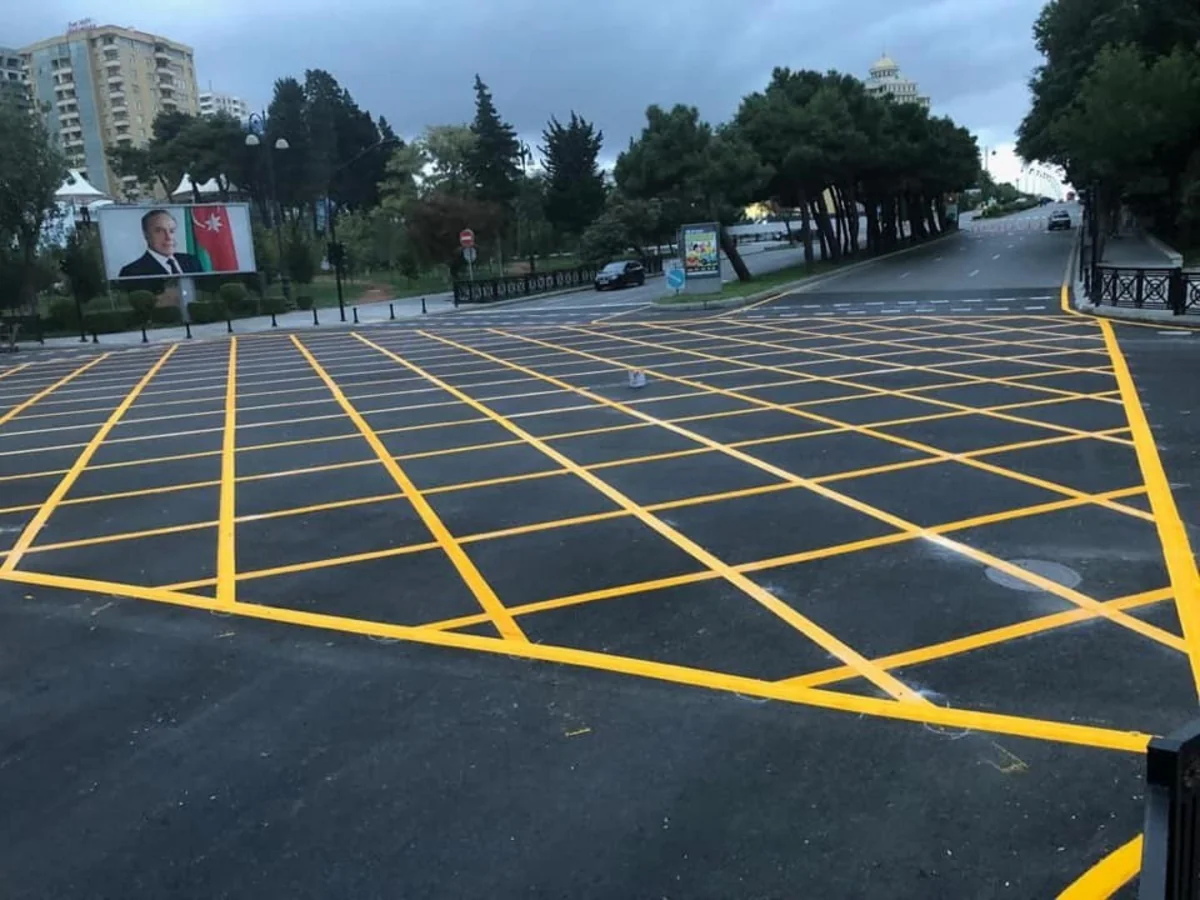 Bakıda yol hərəkətinin təşkilində daha bir yenilik tətbiq edilib - FOTO