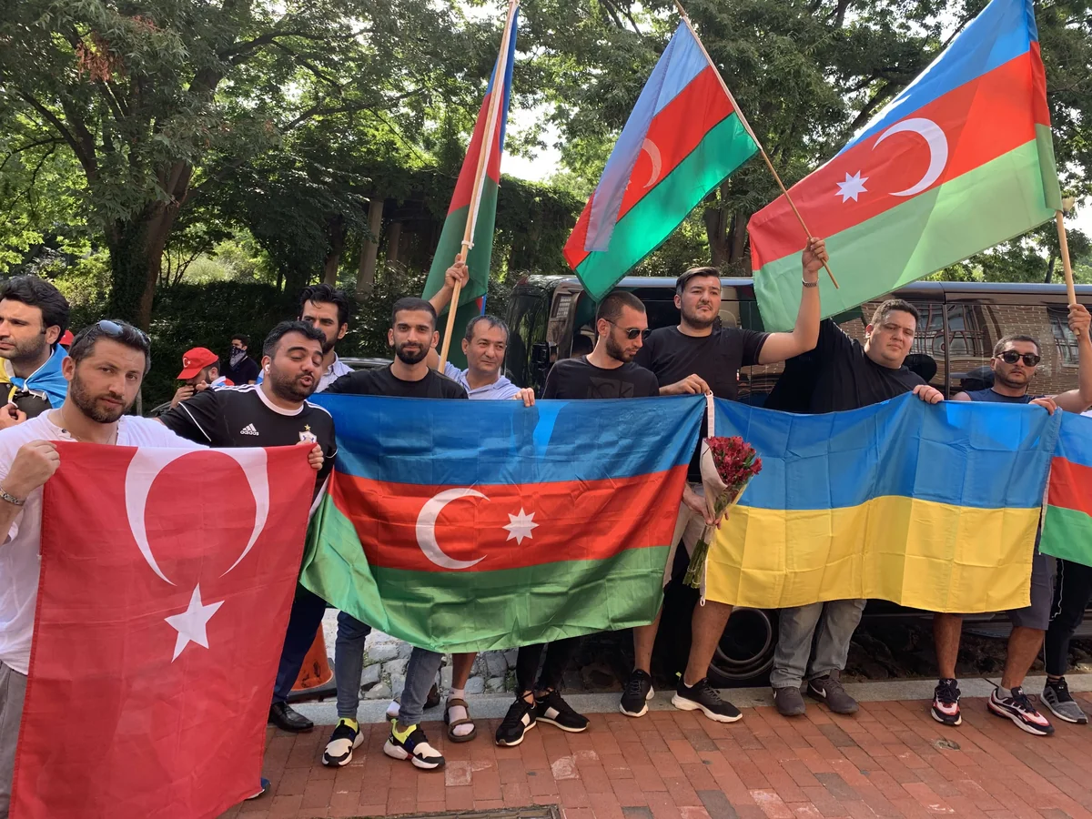 В Вашингтоне прошла акция в поддержку Азербайджана и Украины