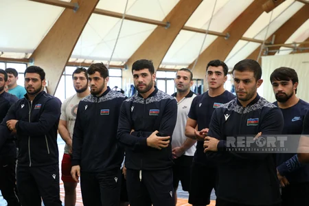 Azərbaycan millisi Bakıda keçiriləcək Dünya Kubokuna hazırlaşır