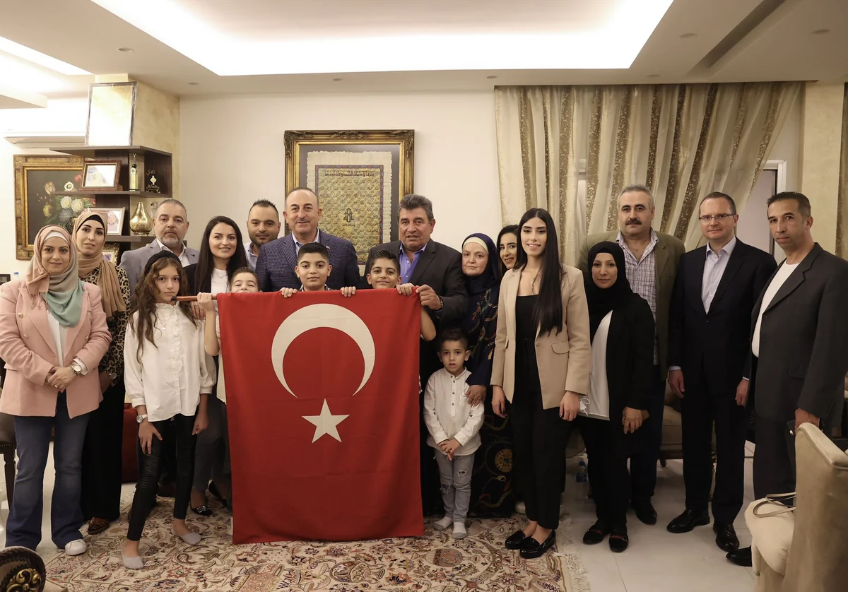 Mövlud Çavuşoğlu Livanda səfərdədir