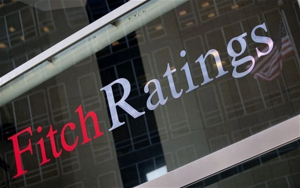 Fitch: Российская экономика хорошо справилась с новым пакетом американских санкций