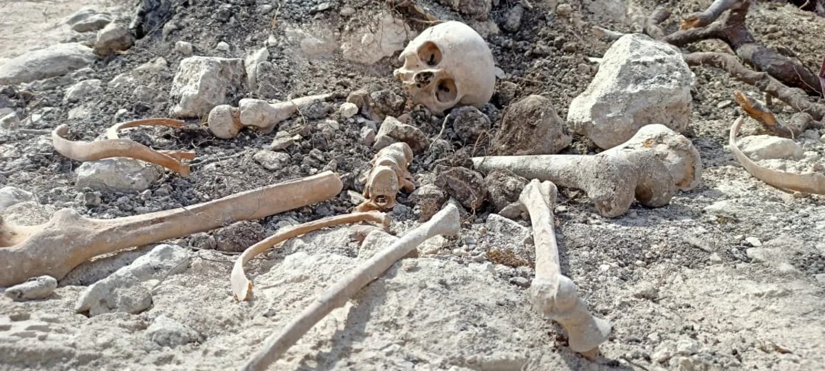 Fərruxda qazıntılar zamanı daha bir neçə azərbaycanlının meyitlərinin qalıqları tapılıb