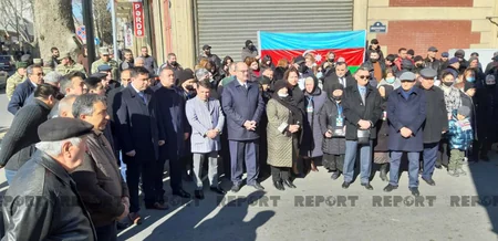 Gəncədə Vətən müharibəsi şəhidinin adına olan küçədə barelyefi açılıb