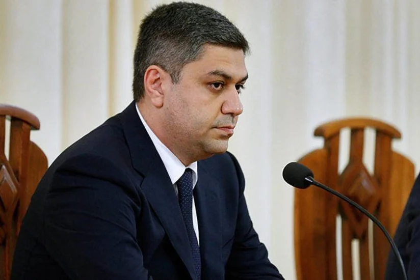 Ermənistanın istefa vermiş hökumət üzvü Nikol Paşinyanı hədələyib