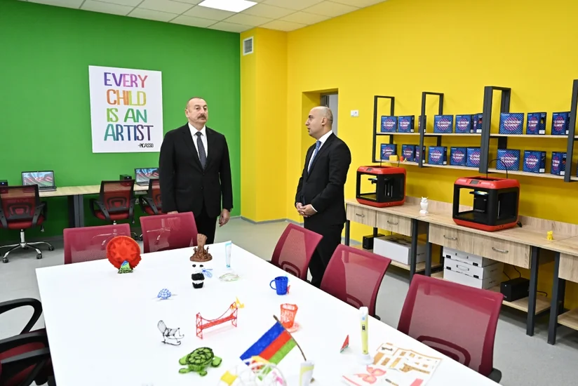 Ильхам Алиев ознакомился с условиями, созданными в здании заново отстроенной школы в поселке Сарай