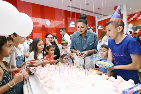 First Vice-President Mehriban Aliyeva attends celebration organized for children by Heydar Aliyev Foundation