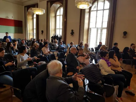 Berlində keçirilən konfransda alman alim Qafqazda erməni yalanlarına qarşı yeni faktlar açıqlayıb - FOTO