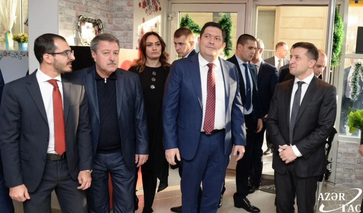 Bakıda “Ukrayna Məhsulları” ticarət şəbəkəsinin mərkəzi mağazası açılıb