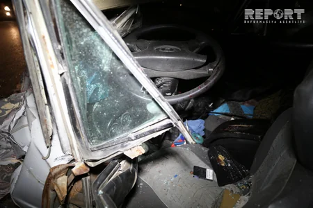 Bakıda minik maşını ilə avtobus toqquşub, yaralanan var - FOTO - VİDEO - YENİLƏNİB