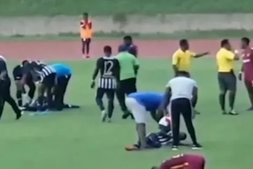 Keniyada iki futbolçunu ildırım vuraraq öldürüb