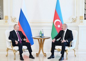 President of Azerbaijan Ilham Aliyev сongratulates Russian President Vladimir Putin