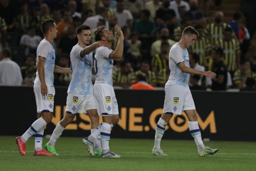 Киевское «Динамо» обыграло «Фенербахче» и вышло в третий раунд квалификации ЛЧ