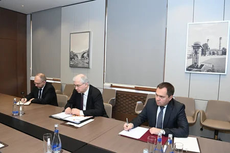 Ceyhun Bayramov Rusiyanın xüsusi nümayəndəsi ilə Azərbaycan-Ermənistan münasibətlərinin normallaşma prosesini müzakirə edib