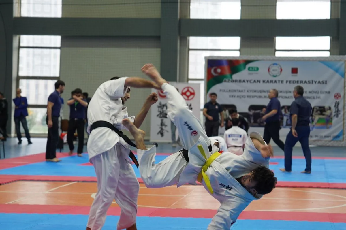 Full kontakt və kyokuşin karate üzrə Azərbaycan çempionatı keçirilib