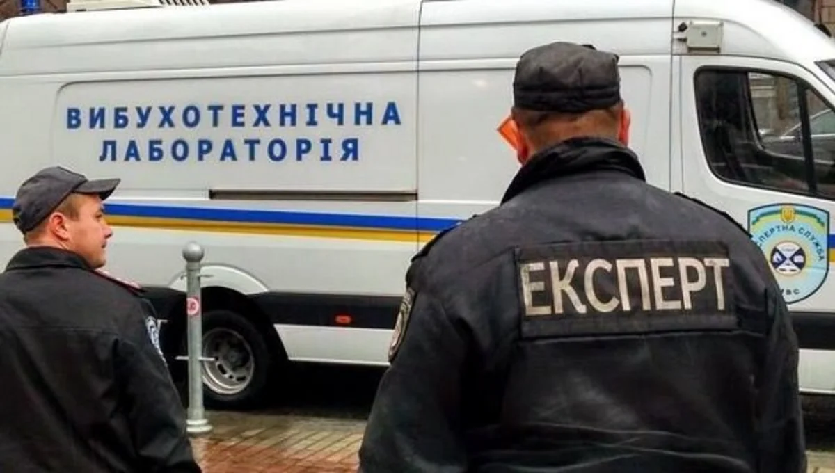 В Мариуполе прогремел взрыв в многоэтажке, погиб мужчина
