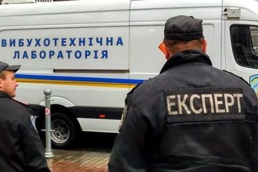 В Мариуполе прогремел взрыв в многоэтажке, погиб мужчина