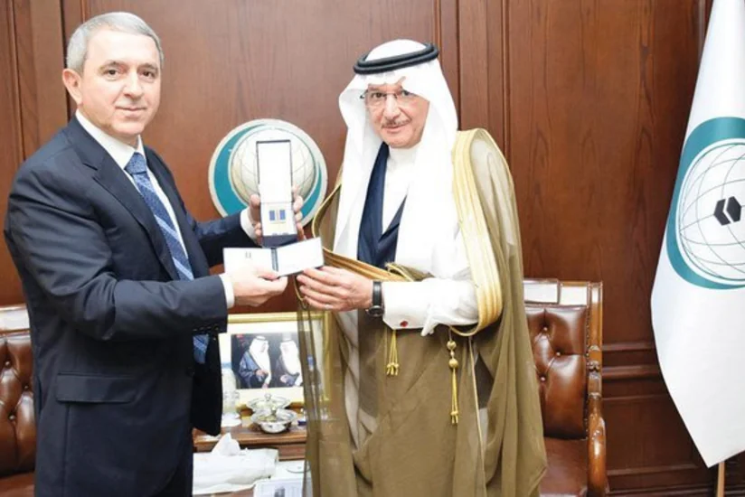 İƏT-in Baş katibi Azərbaycan diplomatiyasının 100 illiyi medalı ilə təltif olunub