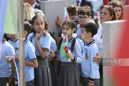 İkinci Fəxri xiyabanda Vətən müharibəsinin ildönümü ilə əlaqədar anım mərasimi başlayıb -YENİLƏNİB