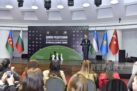 Qənirə Paşayevanın xatirəsinə həsr olunan beynəlxalq şahmat turnirinin açılışı olub
