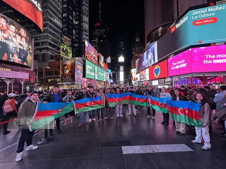 “Times Square” meydanında Azərbaycanın ərazi bütövlüyünün əks olunduğu xəritə nümayiş olunub