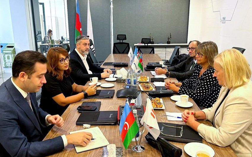AMADA direktoru Narkotiklər və Narkomaniya üzrə Avropa Monitorinq Mərkəzinin işçi qrupunun rəhbəri ilə görüşüb