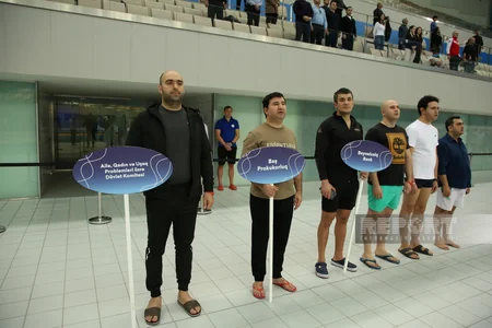 Dövlət qurumları arasında üzgüçülük yarışının açılış mərasimi keçirilib