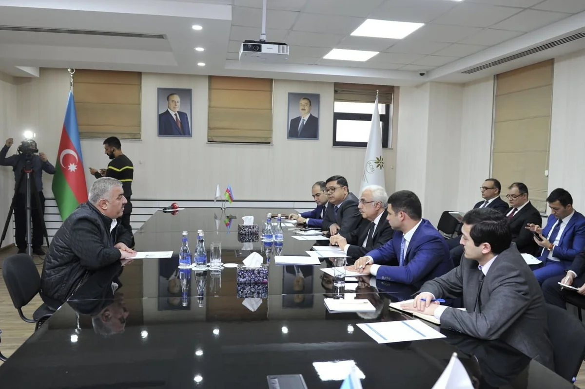 KOBİA-da “Diqlas” Ticarət Mərkəzindəki yanğından zərər çəkmiş sahibkarlarla görüş keçirilib