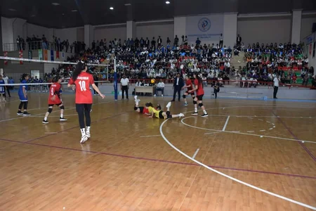 Qız voleybolçuların muxtar respublika birinciliyində qalib məlum olub