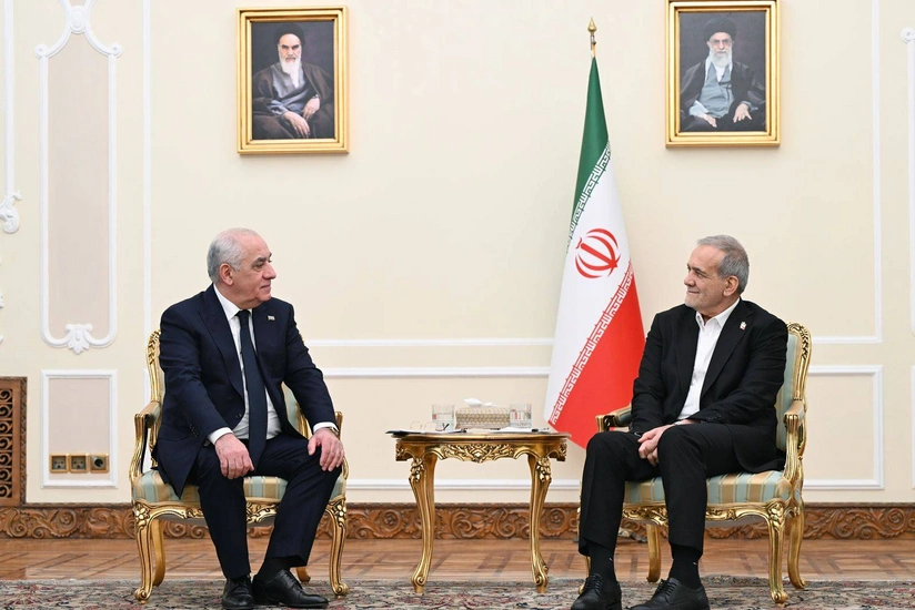 Əli Əsədov Tehranda İran Prezidenti ilə görüşüb