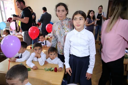 Bakının 265 nömrəli məktəbində Bilik Günü qeyd olunub
