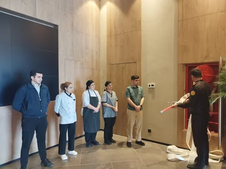 Şuşa və Ağdamda “Mehmanxanalarda yanğın təhlükəsizliyi” mövzusunda tədbirlər keçirilib