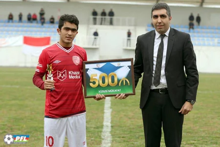 PFL və Şəmkirin icra başçısı sentyabrın ən yaxşı qolunun müəllifini mükafatlandırıb
