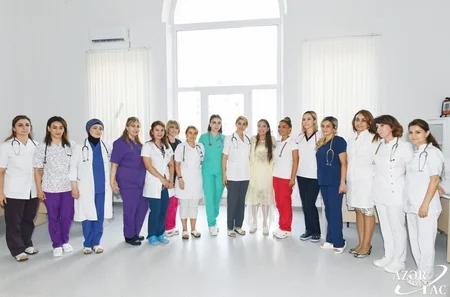 Heydər Əliyev Fondunun vitse-prezidenti Leyla Əliyeva Elmi-Tədqiqat Pediatriya İnstitutunda olub