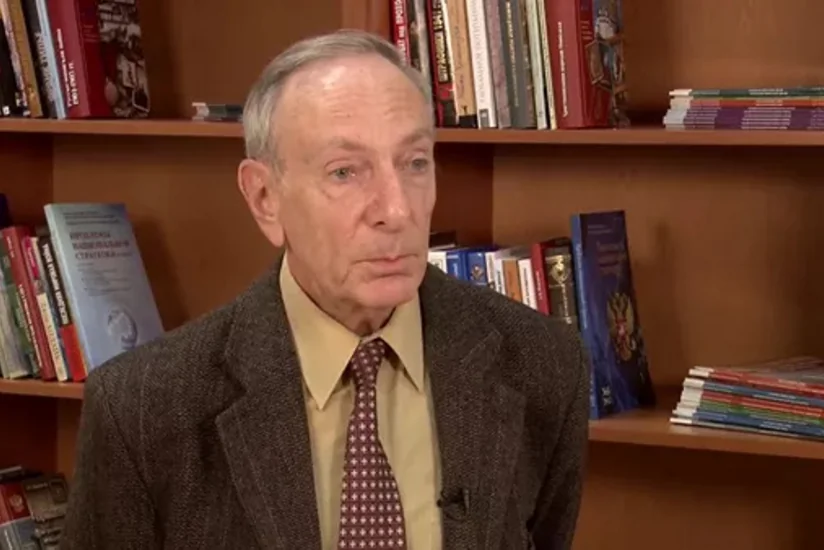 Rusiyalı ekspert: İran simasını xilas etmək üçün İsrailə hücum edib