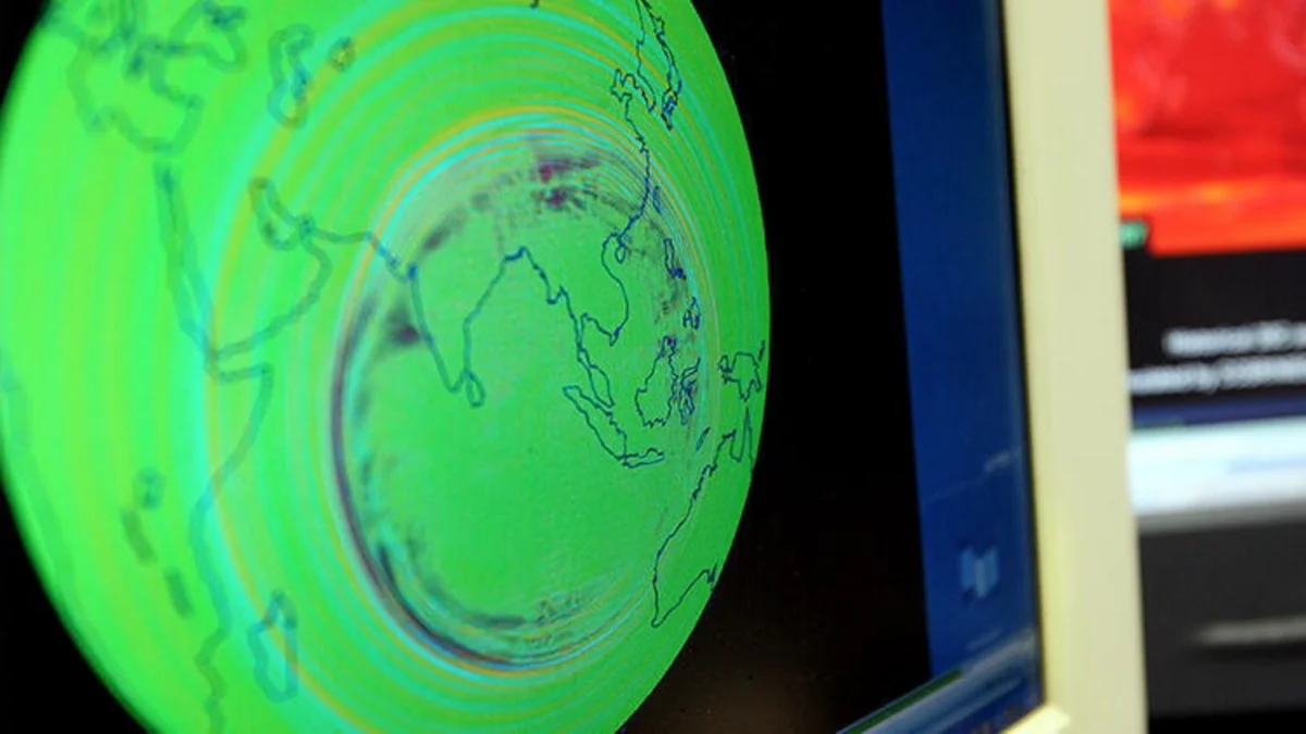 Pakistan-Hindistan sərhədindəki zəlzələdə 19 nəfər ölüb, 300-dən çox insan yaralanıb - YENİLƏNİB