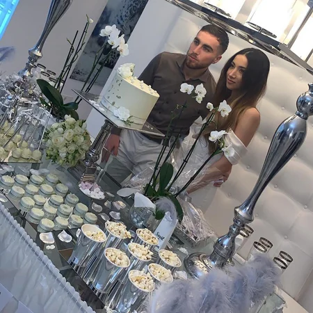 Millimizin futbolçusu evləndi