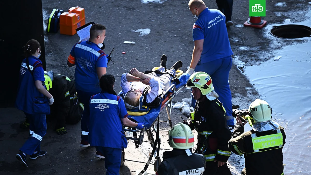 В Москве из-за прорыва воды в ТЦ погибло четыре человека