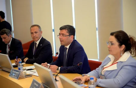 MEDİA yeni mediaya keçid prosesini beynəlxalq ekspertlərlə müzakirə edib